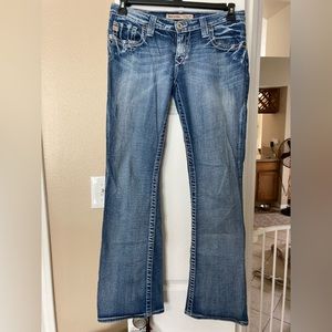 Big Star Casey K low rise size 27 boot cut jeans
